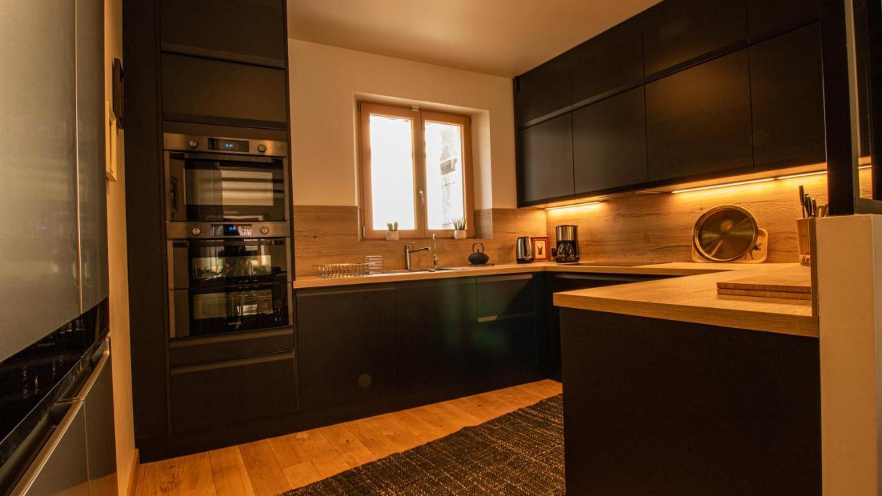 Chalet Peak Noir Entier 12Pers - Cosy House Peak Noir For 12People Le Monêtier-les-Bains المظهر الخارجي الصورة
